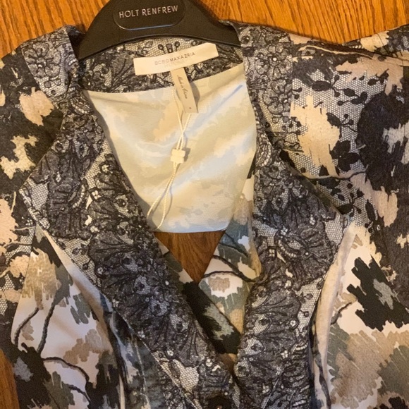 BCBG runway collection.SIZE 0 - Picture 4 of 6